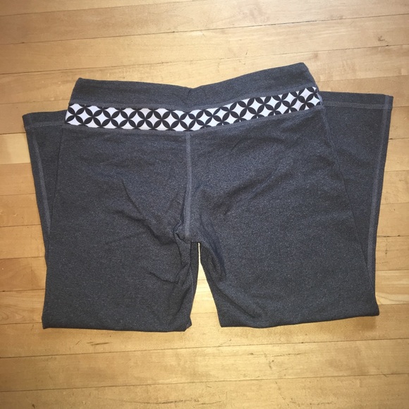 Yoga Capris - Picture 4 of 5